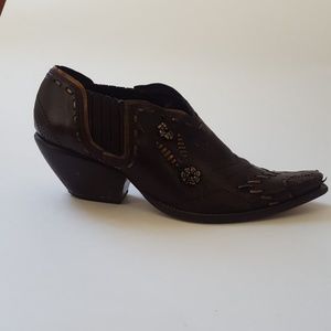 BCBG vintage brown booties
